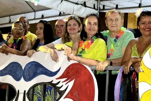 Quatro escolas de samba em Parnaíba buscam premiação de mais de 180 mil reais em 2024.