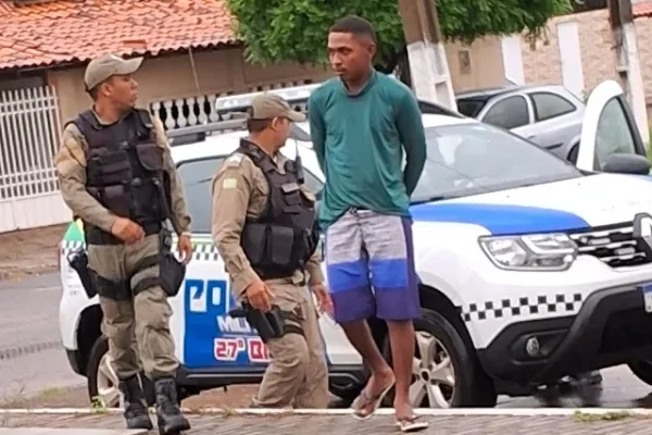 Polícia do Piauí em Parnaíba recaptura ladrão foragido da Justiça de Caxias no Maranhão.