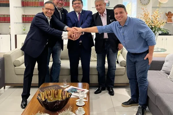 Carlson Pessoa, Zé Filho e David Soares declaram apoio a Dr. Hélio.