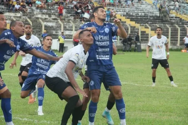 Parnayba X River hoje no Pedro Alelaf.