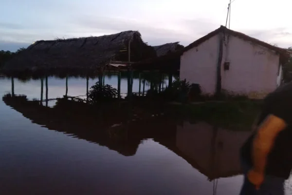 Rio Longá se aproxima de cota de inundação e Defesa Civil prepara retirada de moradores em Esperantina.