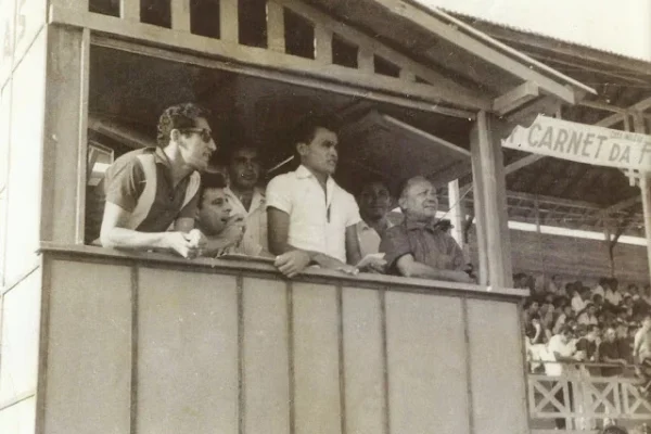 Só lembranças. Um pouco da história da Rádio Educadora de Parnaíba.