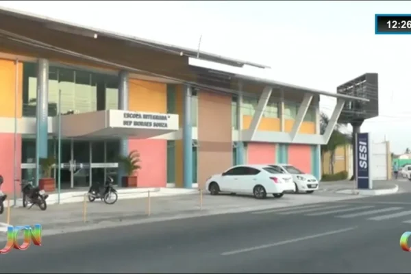 Escolas do Piauí não podem usar equipamentos sonoros para convocar entrada de alunos. Benefício para atende estudantes autistas.