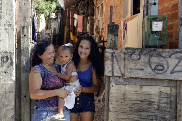 CAE aprova tarifa social de água e esgoto para famílias de baixa renda.