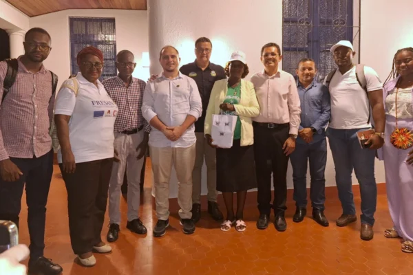 Estudantes de Angola são recepcionados na Universidade Federal do Delta do Parnaíba.