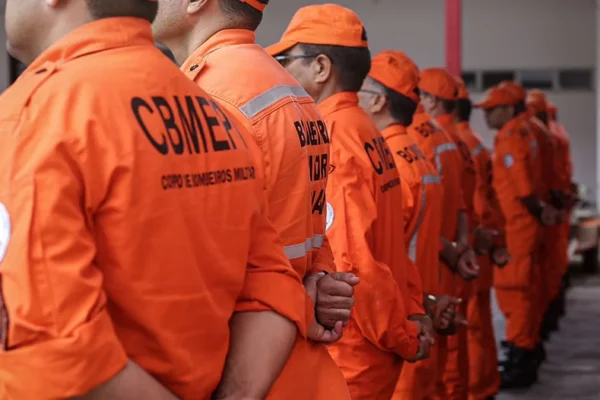 Governo do Piauí manda ao Rio Grande do Sul, homens e equipamentos para ajudar nos resgates.