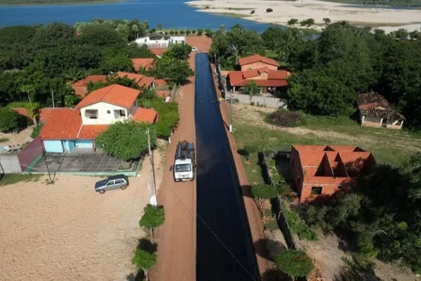 Reconstruído pelo DER acesso a lagoa do Sobradinho em Luiz Correia.