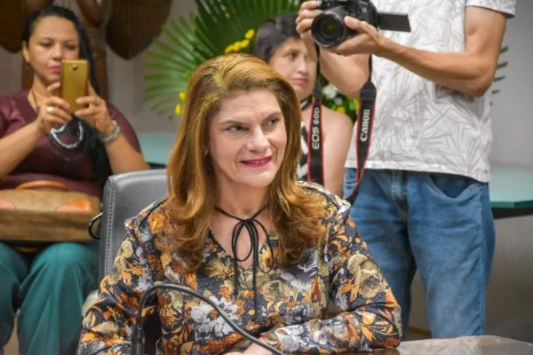 Sindicatos pressionam nomeação de Nadir Nogueira nesta quarta-feira.