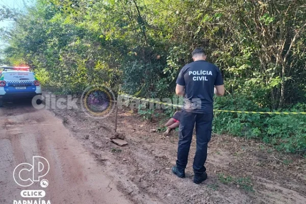 Mulher é encontrada morta com perfurações de tiro em estrada vicinal em Parnaíba.