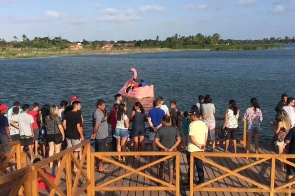 Feira da Lagoa, no Bebedouro, reúne artesanato, gastronomia, moda e beleza. Sábado.