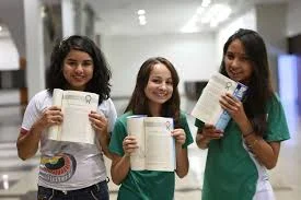 Concurso Jovens Escritores: inscrições encerram em um mês.