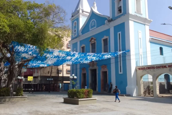 Diocese de Parnaíba prepara matriz para os festejos da padroeira de Parnaíba.