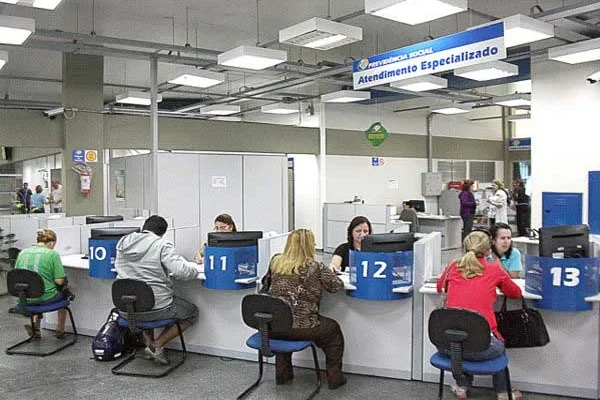 Polícia Federal deflagra operação contra roubo de dados de beneficiários do INSS.
