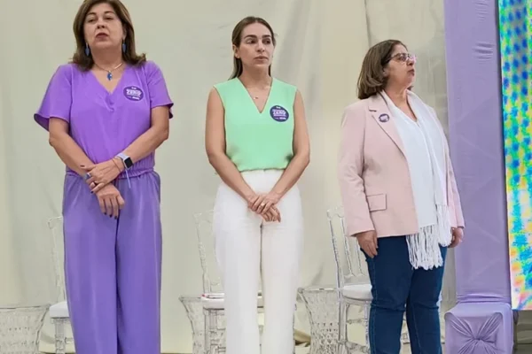 Ministra da Mulher, Cida Gonçalves, lança campanha de Feminicídio Zero, em Parnaíba. 