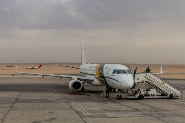 Avião que vai repatriar brasileiros no Líbano segue para Beirute