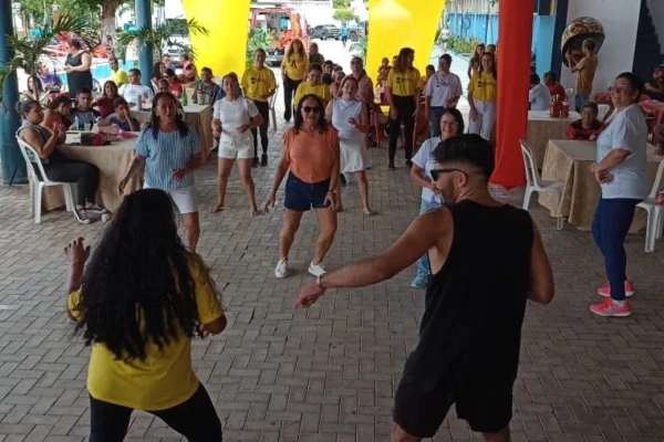 Sindicato dos professores do Piauí em Parnaíba anuncia festa de confraternização dia 15.