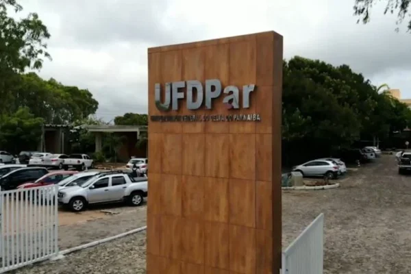 Universidade Federal do Delta do Parnaíba terá cotas para pessoas trans em cursos de graduação e pós-graduação.