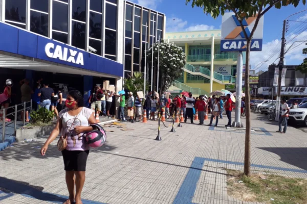 Expediente bancário está alterado no final do ano em todo o Brasil.