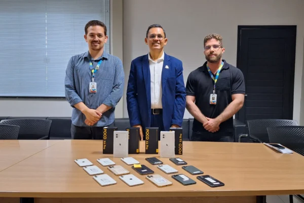 UFDPar recebe 21 aparelhos celulares da Receita Federal do Piauí.