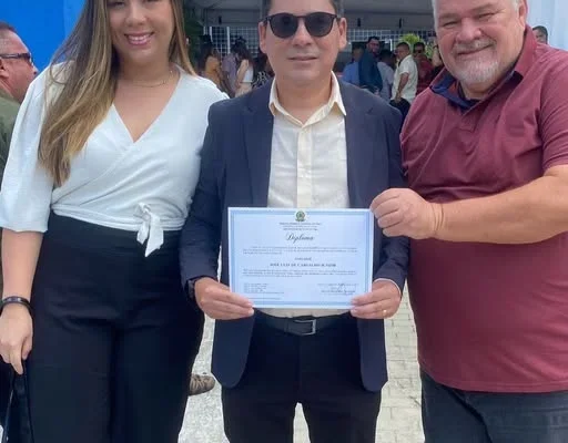  José Luiz de Carvalho Junior é diplomado pela Justiça Eleitoral para um segundo mandato de vereador em Buriti dos Lopes.