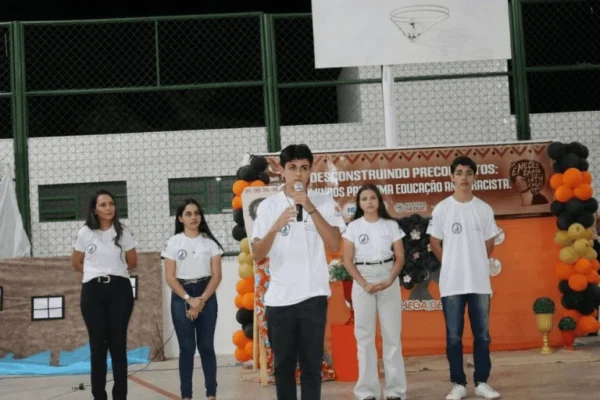 Bolsistas do PIBIC-Jr recebe última parcela de 2024 no Piauí.