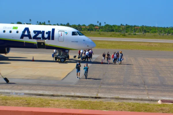 Não vai ter mais voo da Azul para Parnaíba a partir de 10 de março. Quem voou, voou, quem não voou não voa mais.