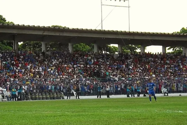 Estádio Pedro Alelaf está pronto para o jogo entre Parnahyba e Oeirense neste domingo.