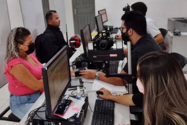 Piauí alcança mais de 29 % da população já tiraram a Carteira de Identidade Nacional.
