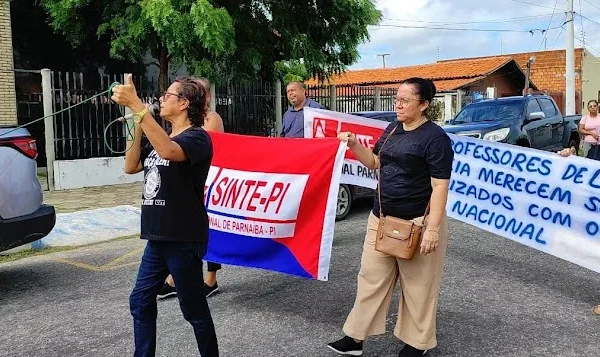 Professores de Parnaíba marcam manifestação para a segunda-feira cobrando convocação de aprovados em concurso da SEDUC.