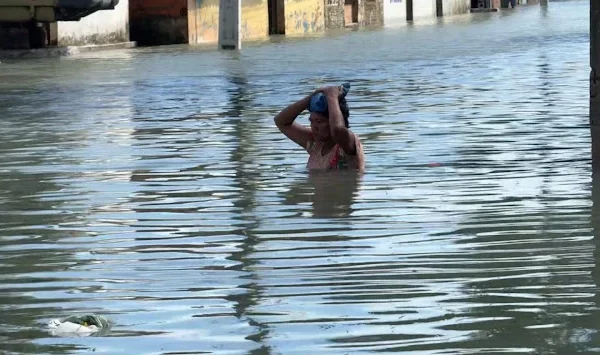 Engenheiros e assistentes sociais da Defesa Civil vem a Parnaíba para ver estragos da chuva.