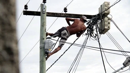 Aprovado, projeto que aumenta as penas para furto de cabos volta à Câmara.