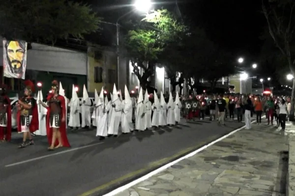 Procissão do Fogaréu será nesta quarta-feira em Parnaíba.