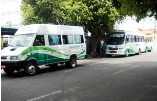 Artigo | Última parada, terminal da paciência, no centro de Parnaíba – Pádua Marques.