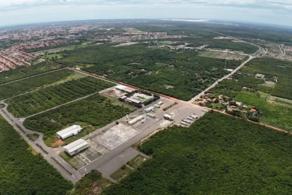 Iniciada a instalação do parque industrial de hidrogênio verde na zona rural de Parnaíba.