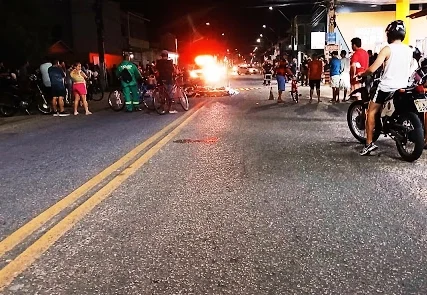 Professor morre em acidente entre carro e moto na cidade de Parnaíba