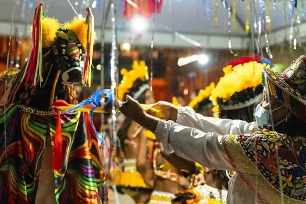 O São João do Povo nesta sexta-feira é no bairro Santa Luzia.