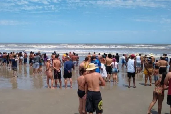 De novo a revitalização da orla da praia de Atalaia em Luiz Correia.