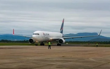 LATAM recebe incentivos fiscais para operar nova rota até Parnaíba até 2027.