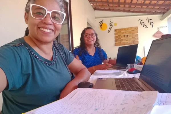 Professor pode pedir Carteira Nacional Docente a partir desta quinta-feira.