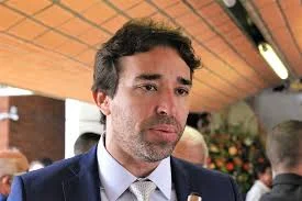      Deputado critica imprensa negativa em relação ao litoral do Piauí.