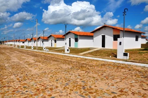 Vereador pede água para comunidades e unidade de segurança para bairro Dom Rufino.