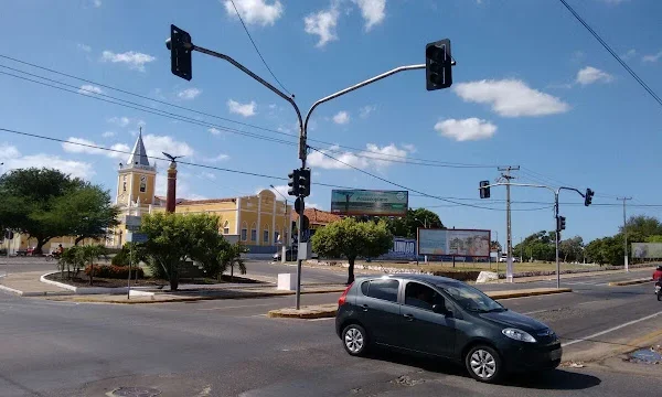 Chuva da madrugada provoca caos nos semáforos da cidade de Parnaíba. Situação já era previsível.
