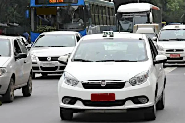 Taxistas denunciam dificuldades no centro de Parnaíba