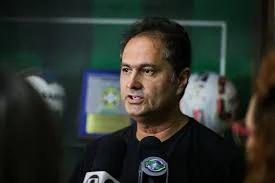 Presidente do Parnahyba pede desculpas à torcida e admite deficiências administrativas.
