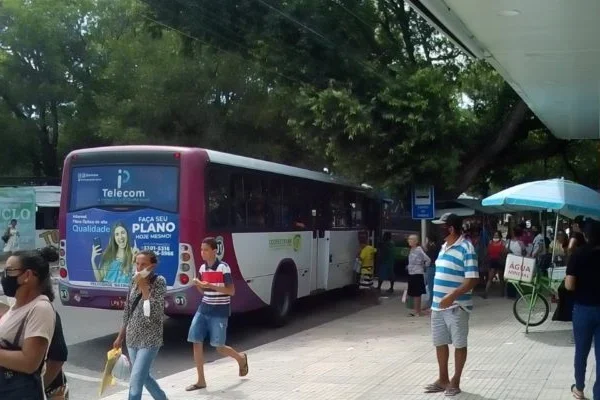 Cooperativa de transporte alternativo em Parnaíba expõe dificuldades e alerta que pode haver novas paralisações.