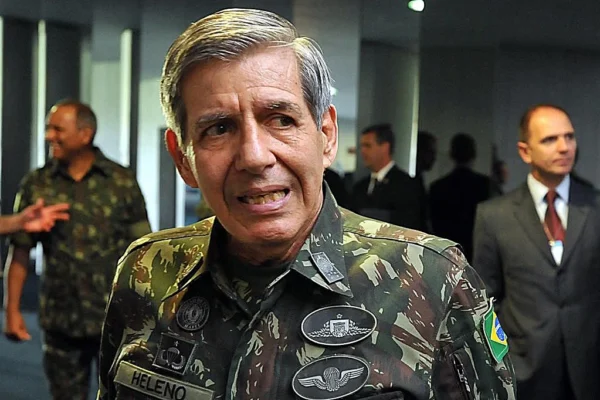 MP militar diz que Heleno violou princípio militar de “amar a verdade”