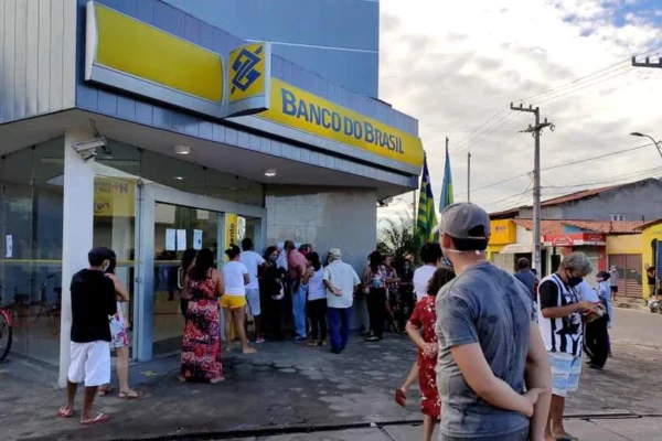 Feriado de Páscoa. Bancos não abrirão na sexta-feira.