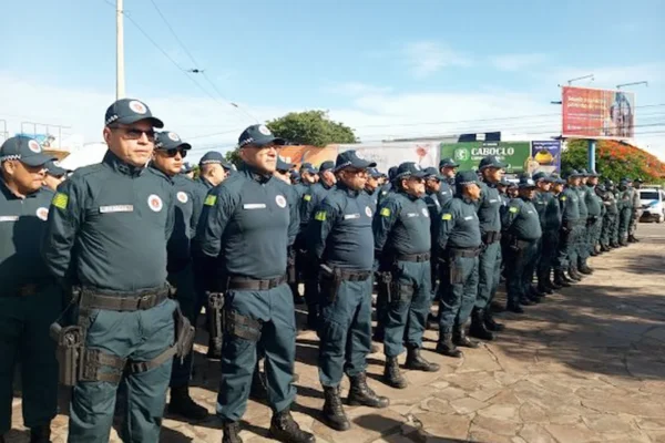 Polícia Militar do Piauí está de roupa nova. Vem reforços para a região de Parnaíba.