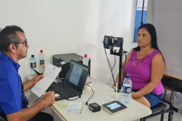 Cartórios eleitorais no Piauí terão atendimento aos sábados e no feriado de 1º de maio.