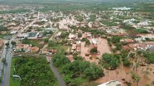Piauí terá fim de semana de chuva no litoral e calor de rachar de até 36°C no Sul.